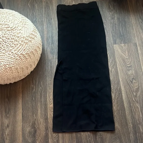 Favorite Daughter Black Skirt - Picture 2 of 4